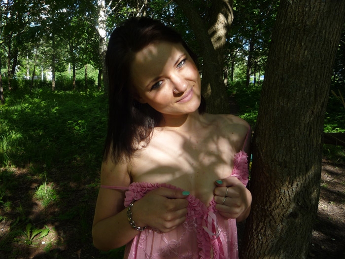 Стройная кошечка с шикарной фигурой приглашает в гости сильного и щедрого мужчину для приятного времяпровождения. Будем наслаждаться вместе! 28802, 20 лет